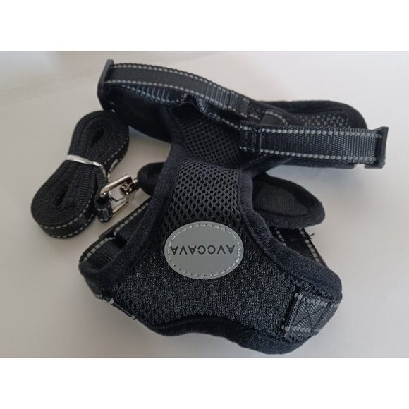 AVCCAVA Pet Harness With Leash Soft Breathable Reflective Strip Size: SM Black - Picture 7 of 13